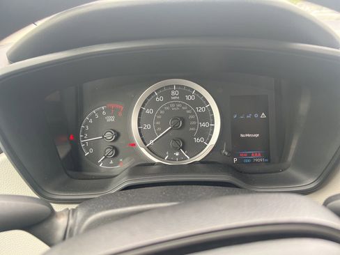 Used 2020 Toyota Corolla LE image 8