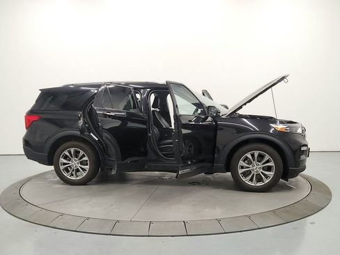 Used 2021 Ford Explorer Limited AWD/4WD image 16