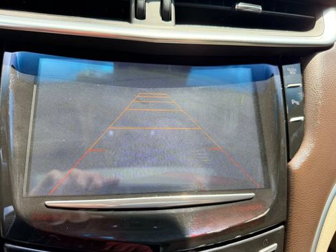 Used 2013 Cadillac XTS Premium AWD/4WD image 26