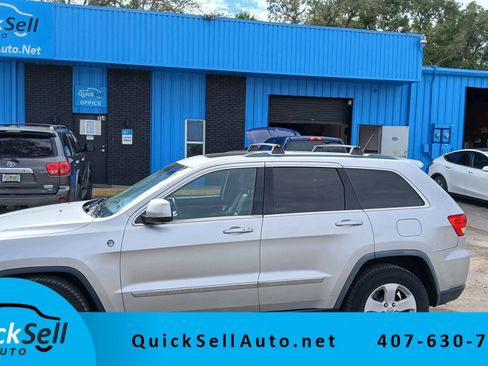 Used 2011 Jeep Grand Cherokee Laredo AWD/4WD image 1