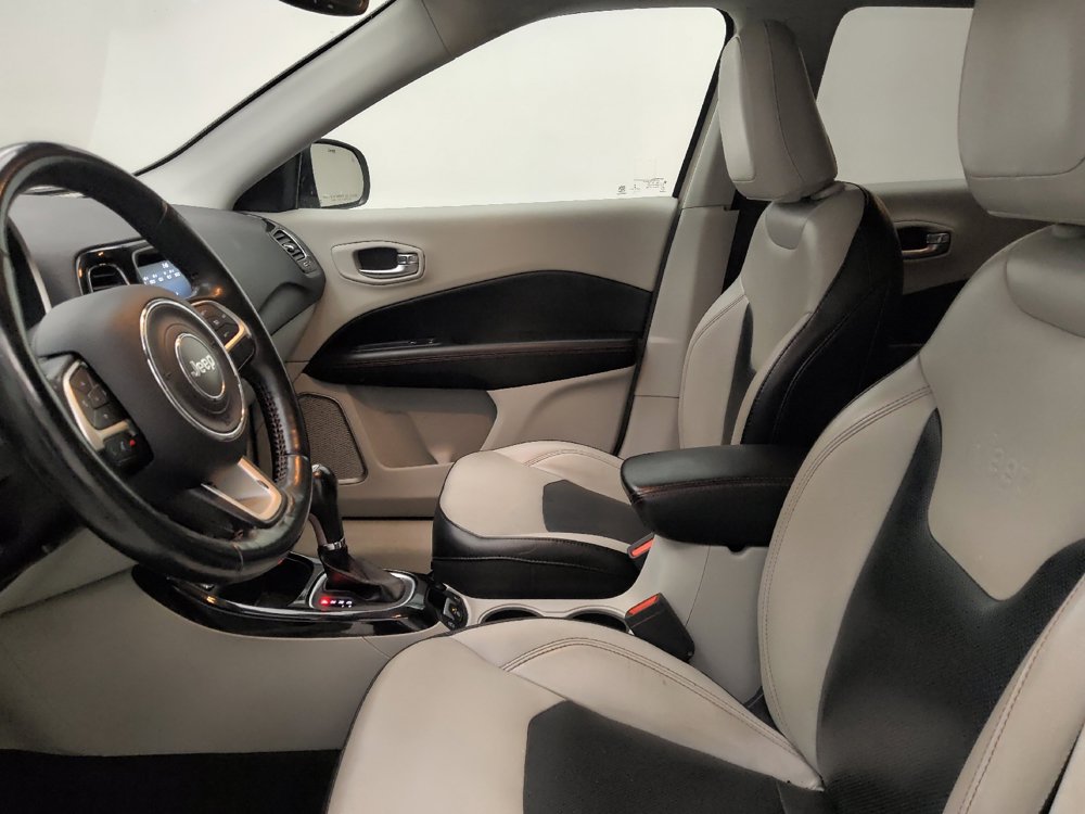 Used 2018 Jeep Compass Limited w/ Navigation Group FWD image 17