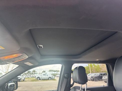 Used 2016 Jeep Grand Cherokee Limited AWD/4WD image 30