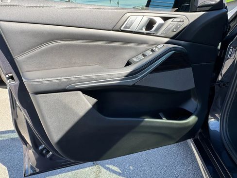 Used 2019 BMW X7 xDrive50i w/ M Sport Package image 14