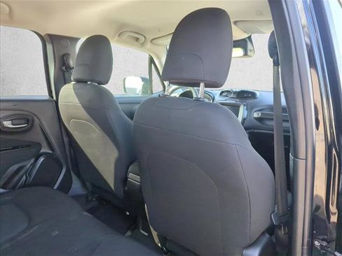 Used 2020 Jeep Renegade Sport FWD image 18