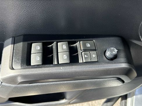 Used 2023 Toyota Tacoma TRD Sport w/ Technology Package RWD image 15