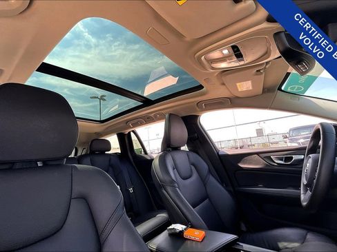 Certified 2024 Volvo V60 B5 Cross Country Plus image 22