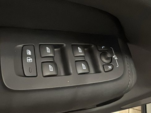 New 2026 Volvo XC60 T8 Plus w/ Protection Package Premier image 22