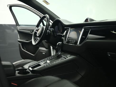 Used 2017 Porsche Macan S AWD/4WD image 62