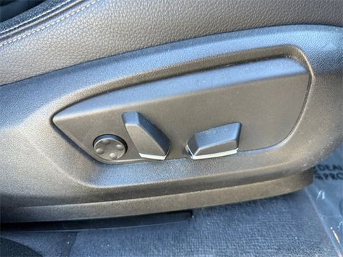 Used 2019 BMW X6 xDrive35i w/ M Sport Package image 24