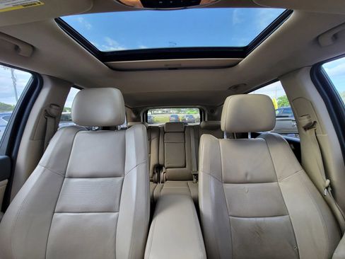 Used 2013 Jeep Grand Cherokee Limited w/ Luxury Group II AWD/4WD image 16