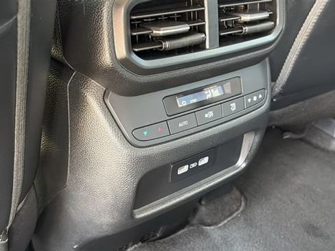 Used 2023 Honda Pilot EX-L image 24
