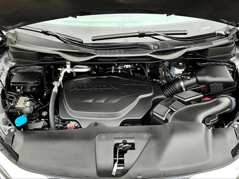 Used 2023 Honda Odyssey Touring image 9