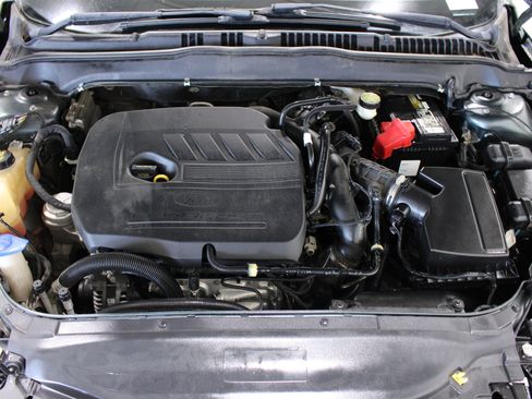 Used 2016 Ford Fusion SE w/ Equipment Group 202A FWD image 36