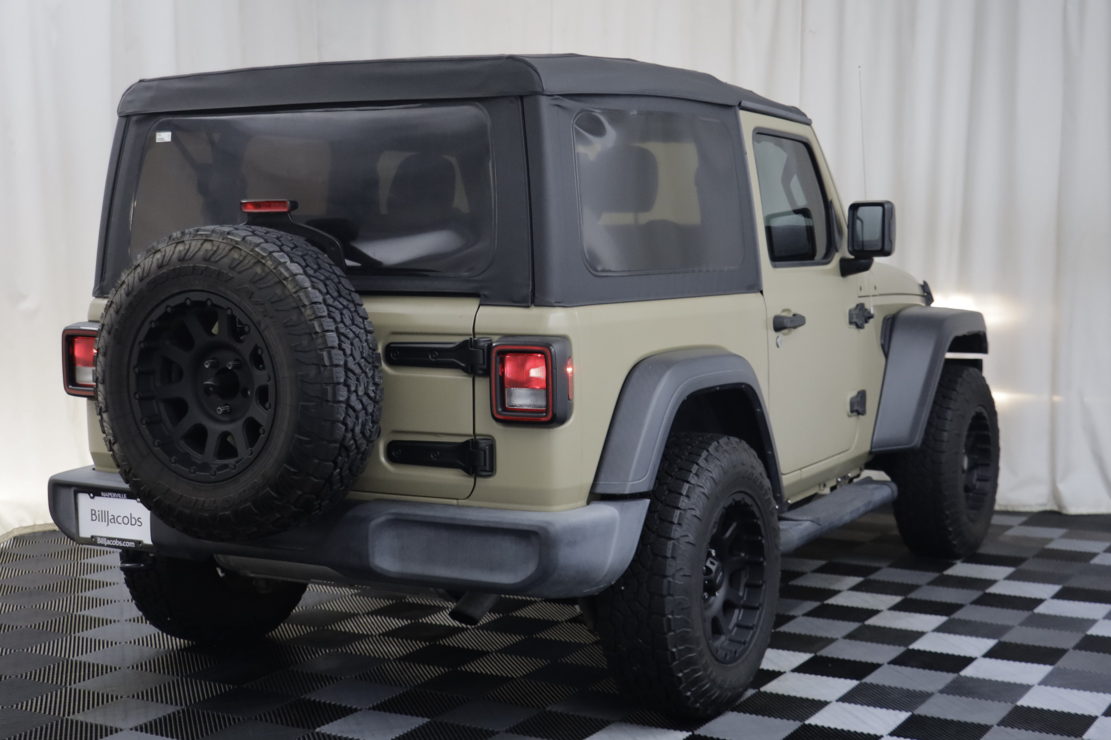Used 2019 Jeep Wrangler Sport AWD/4WD image 16