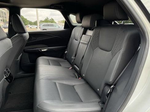 Used 2025 Lexus RX 350 Premium w/ Accessory Package (Z1) FWD image 29