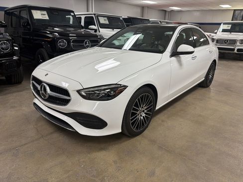 Used 2023 Mercedes-Benz C 300 Sedan image 2