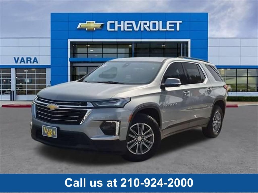 Certified 2023 Chevrolet Traverse LT FWD image 1