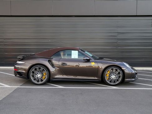 Certified 2014 Porsche 911 Turbo S AWD/4WD image 8