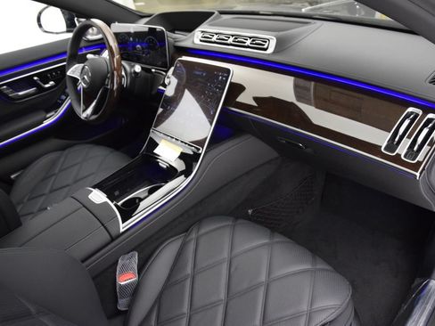 New 2026 Mercedes-Benz Maybach S 580 4MATIC image 15