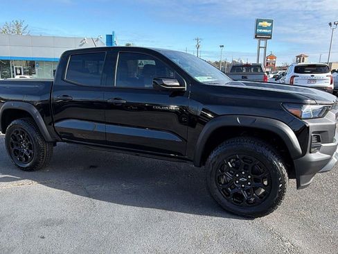 New 2026 Chevrolet Colorado Trail Boss AWD/4WD image 3