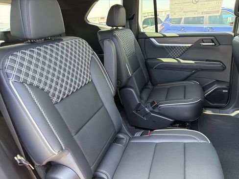 New 2026 GMC Acadia Denali w/ Super Cruise Package AWD/4WD image 22