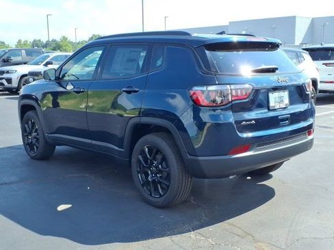 New 2026 Jeep Compass Latitude AWD/4WD image 4