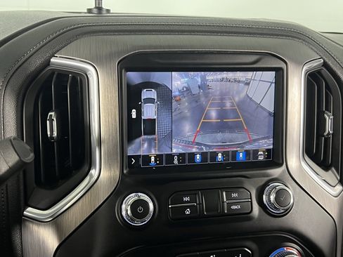 Used 2023 GMC Sierra 3500 Denali w/ Denali Ultimate Package image 19