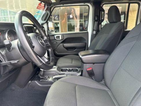 Used 2022 Jeep Wrangler Unlimited Sport AWD/4WD image 8