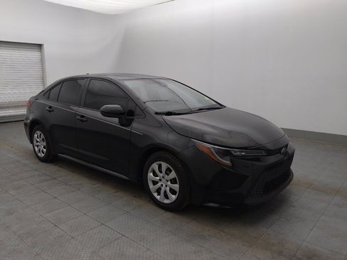 Used 2022 Toyota Corolla LE image 11