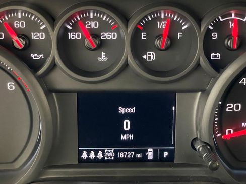 Certified 2025 Chevrolet Silverado 1500 Custom AWD/4WD image 27