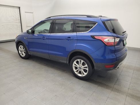 Used 2018 Ford Escape SE image 3