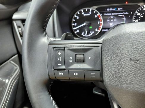 Used 2025 Nissan Rogue SV image 27