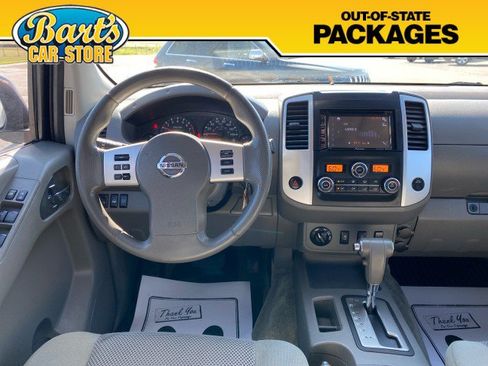 Used 2013 Nissan Frontier SV w/ SV Value Truck Pkg AWD/4WD image 20