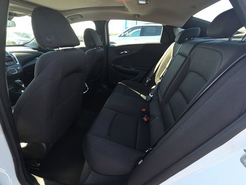 Used 2023 Chevrolet Malibu LT FWD image 28