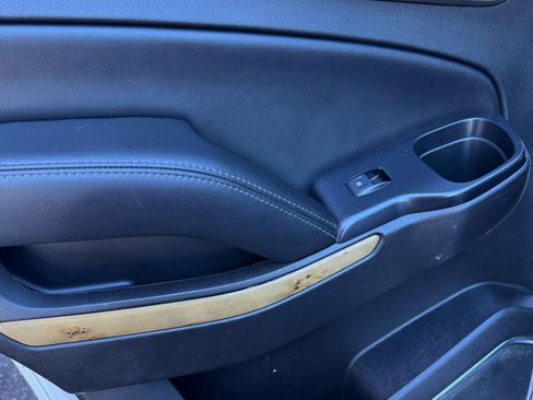 Used 2016 GMC Yukon Denali w/ Open Road Package image 14