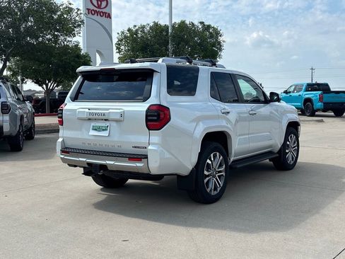 New 2026 Toyota 4Runner Limited AWD/4WD image 4
