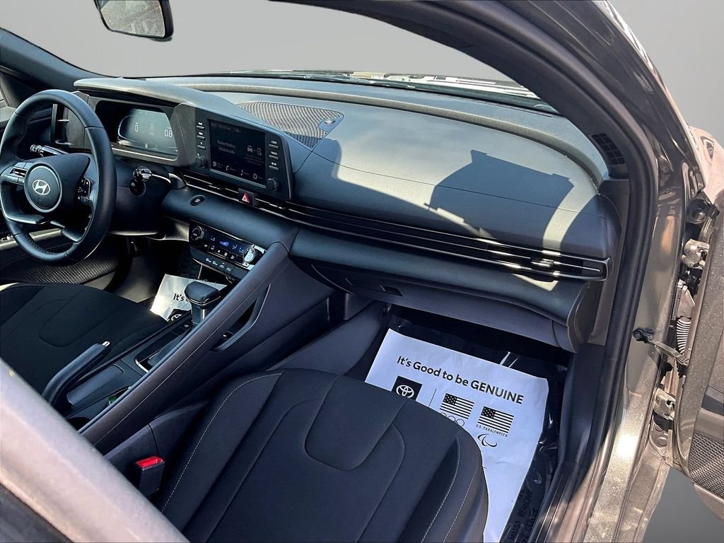 Certified 2026 Hyundai Elantra Sport FWD image 27