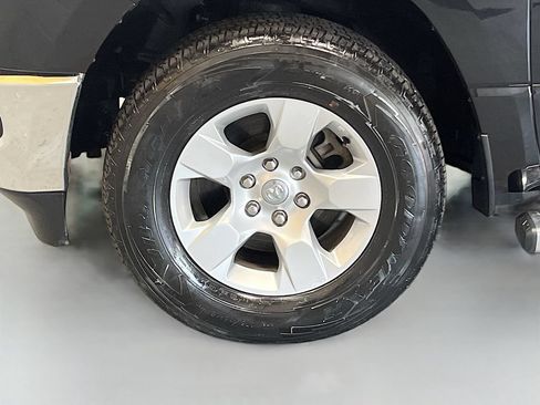 Used 2022 RAM 1500 Big Horn AWD/4WD image 29