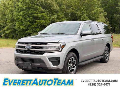 Used 2023 Ford Expedition Max XLT AWD/4WD image 1