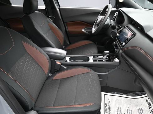 Used 2023 Nissan Kicks SR FWD image 34