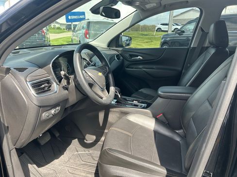 Used 2023 Chevrolet Equinox Premier FWD image 13