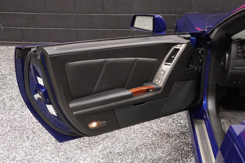 Used 2006 Cadillac XLR RWD image 35