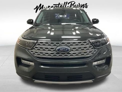 Used 2023 Ford Explorer Limited w/ Equipment Group 301A AWD/4WD image 2