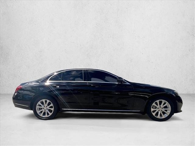 Used 2017 Mercedes-Benz E 300 image 5