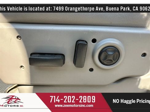 Used 2004 Chevrolet Suburban LT w/ Preferred Equipment Group image 43