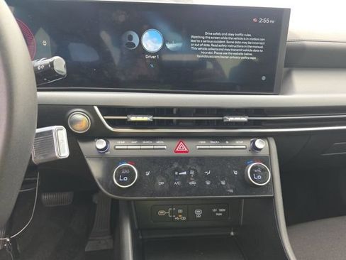 Used 2025 Hyundai Sonata SEL FWD image 9
