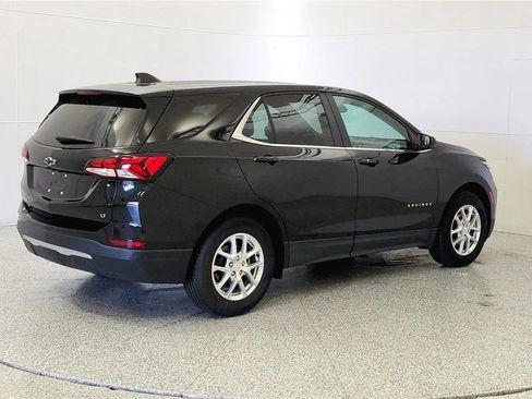 Used 2024 Chevrolet Equinox LT FWD image 7
