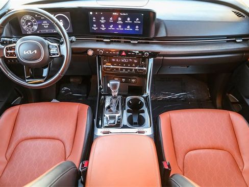 Used 2024 Kia Carnival SX image 13