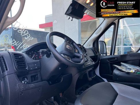 Used 2024 RAM ProMaster 2500 w/ Convenience Group image 13