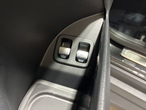 New 2026 Mercedes-Benz GLC 350e 4MATIC image 10